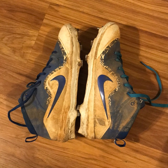 Nike Trout baseball cleats - Picture 3 of 3